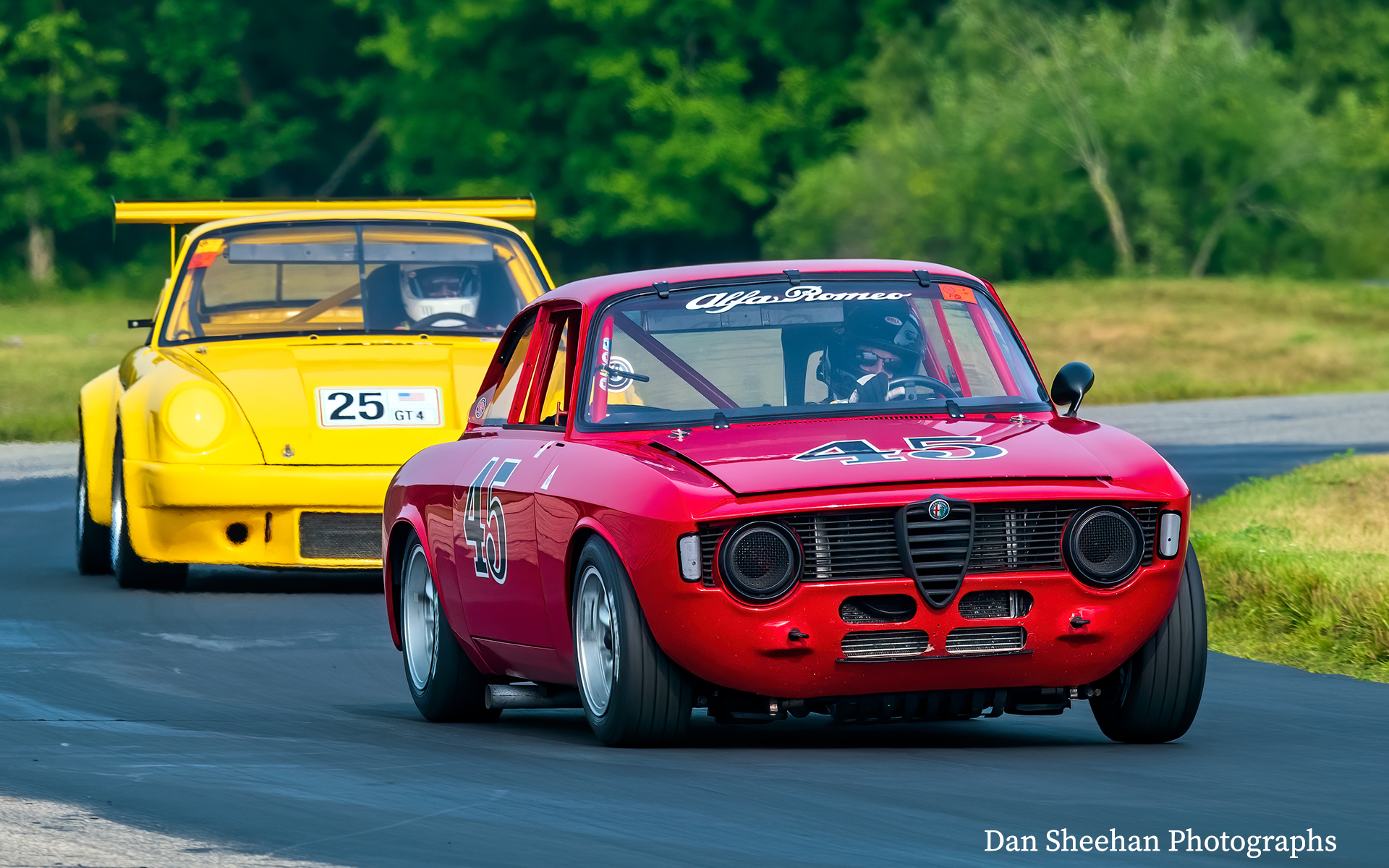 Vintage Alfa Romeo and Porsche road racing at Grattan Raceway in Michigan : Cars : Dan Sheehan Photographs - Fine Art Stock Photography