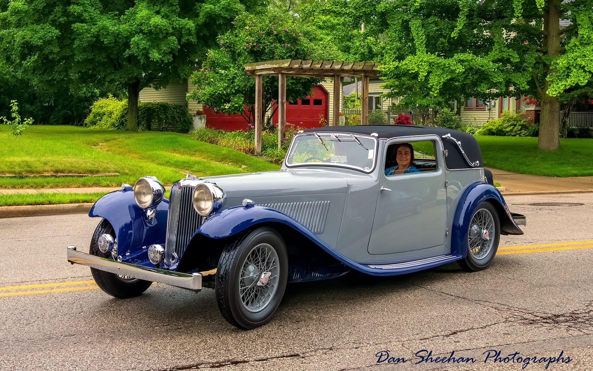 This 1935 Swallow is the very definition of automotive art. Dan Sheehan Photographs. Apex ... And Beyond.com : Cars : Dan Sheehan Photographs - Fine Art Stock Photography